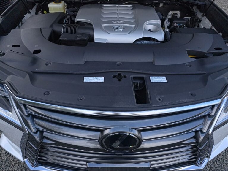 2018 Lexus LX570 — photo 5