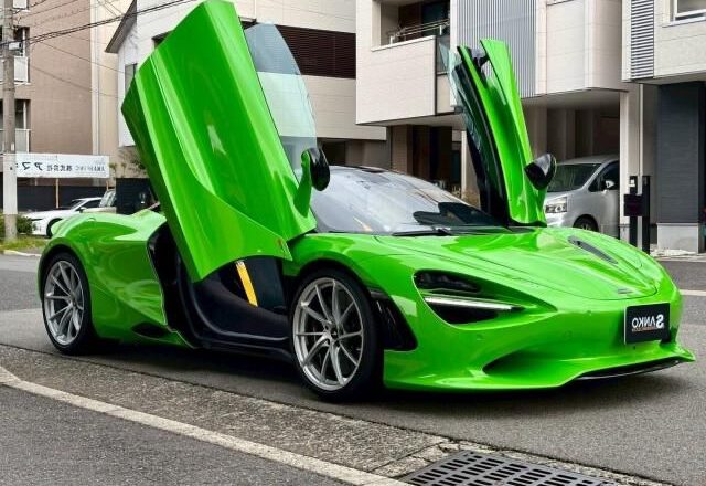 2024 McLaren 750S Spider Base Grade