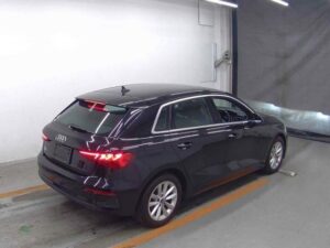 2021 Audi A3 30 TFSI Sportback — photo 2
