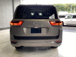 2024 Toyota Land Cruiser ZX 300 Series — photo 4