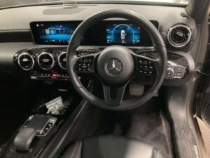 2019 Mercedes-Benz A180 — photo 2