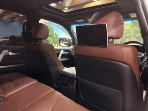 2019 Toyota Land Cruiser ZX — photo 4