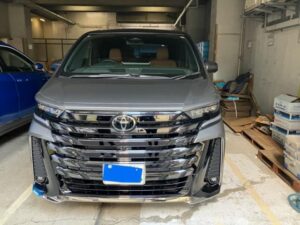 2025 Toyota Vellfire Executive Lounge — photo 2