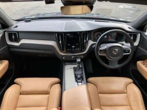 2019 Volvo XC90 Inscription D4 — photo 3
