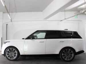2023 Range Rover Vogue Autobiography P530 — photo 4
