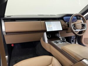 2023 Range Rover Vogue Autobiography P530 — photo 4