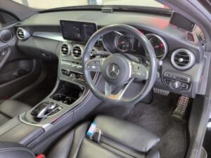 2019 Mercedes-Benz C200 AvantGarde AMG Line — photo 3