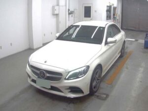 2019 Mercedes-Benz C200 AvantGarde AMG Line — photo 3