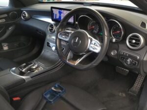 2019 Mercedes-Benz C200 AvantGarde AMG Line — photo 2