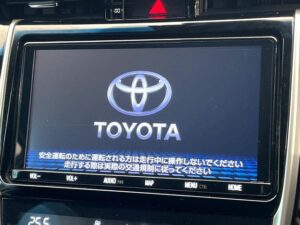 2019 Toyota Harrier Premium — photo 4