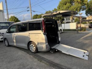 2020 Toyota Noah X 2.0 For PWDs