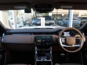 2023 Range Rover Vogue Autobiography D300 SWB — photo 4