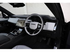 2025 Range Rover Sport Autobiography P550e — photo 4