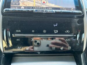 2019 Toyota Harrier Z Leather Package 2.0 — photo 3