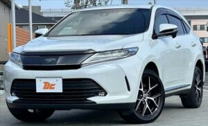 2019 Toyota Harrier Premium 2WD 2.0 — photo 2