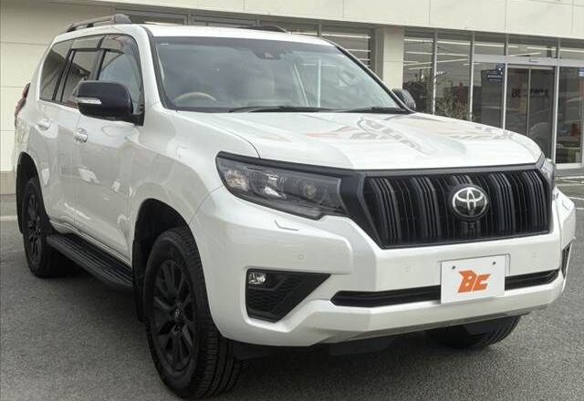 2022 Toyota Land Cruiser Prado TX.L Matte Black Edition