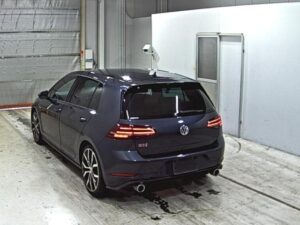 2019 Volkswagen Golf GTi Performance 2.0 — photo 2