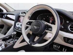 2021 Bentley Bentayga V8 First Edition — photo 4
