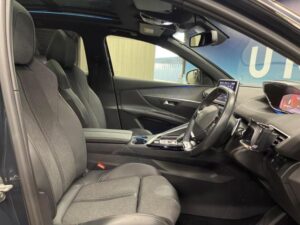 2020 Peugeot 3008 GT-Line Blue HDi 2.0L — photo 2