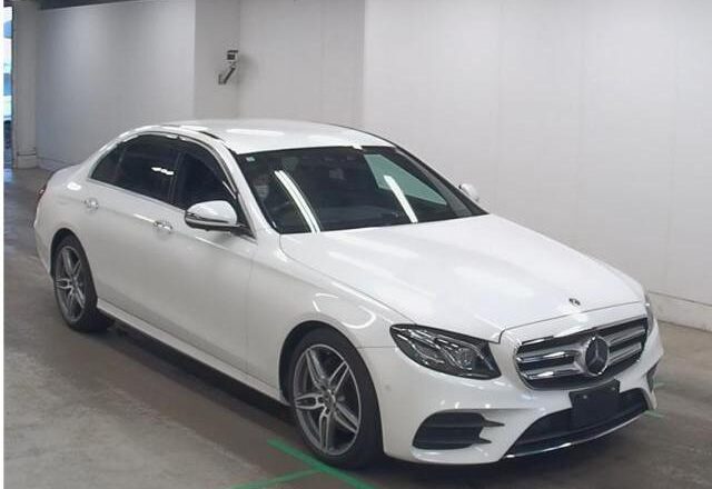 2020 Mercedes-Benz E200