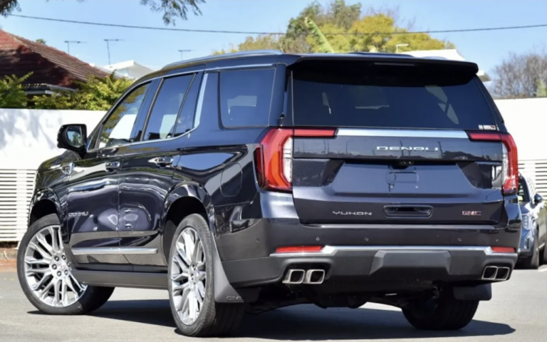 2025 GMC YUKON DENALI 6.2L EcoTec3 V8 — photo 6