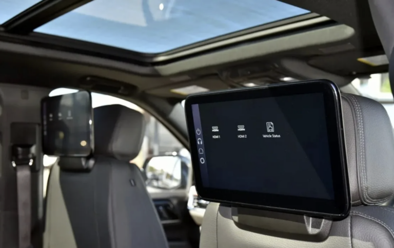 2025 GMC YUKON DENALI 6.2L EcoTec3 V8 — photo 9