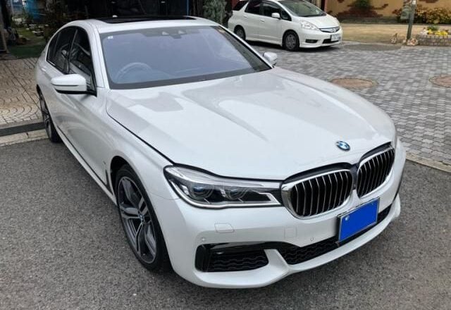 2019 BMW 740e Performance Sport