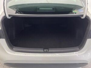 2019 Toyota Corolla Sedan WXB Hybrid 1.8 — photo 4
