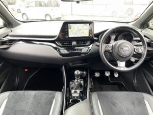 2021 Toyota C-HR S GR Sport 1.2 — photo 3