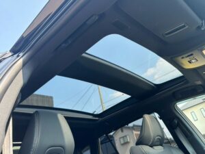 2023 Toyota Crown Z Hybrid 2.5 — photo 2