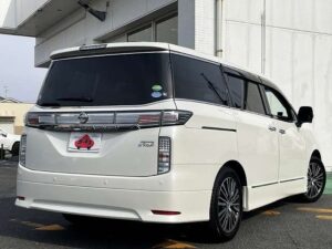 2019 Nissan Elgrand Highway Star S 2.5 — photo 3