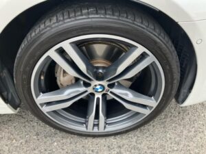 2019 BMW 740e Performance Sport 2.0 — photo 4