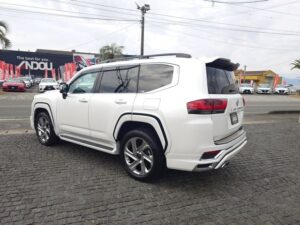 2023 Toyota Land Cruiser ZX 300 Series 3.3 — photo 4