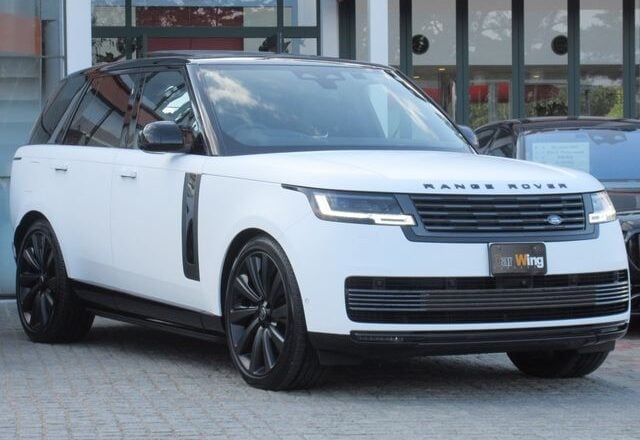 2025 Range Rover Vogue SV P615