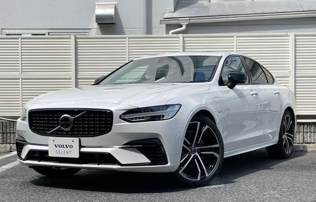 2022 Volvo S90 Recharge Ultimate T8 AWD