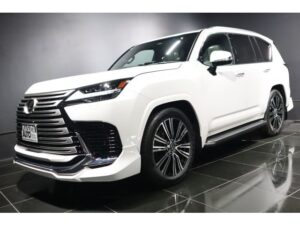 2025 Lexus LX600 3.5L — photo 2