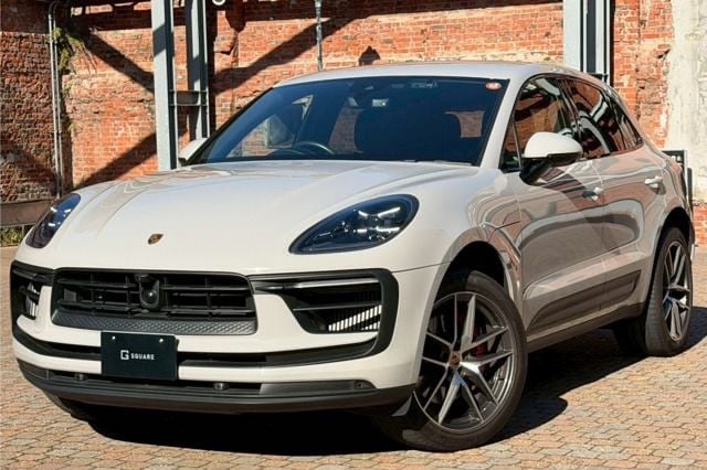 2022 Porsche Macan S