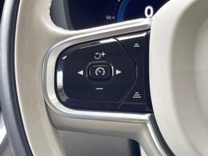 2023 Volvo V60 Cross Country Ultimate B5 AWD 2.0 — photo 3