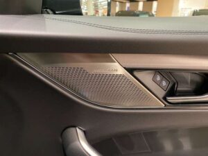 2022 Jaguar F-Pace S D200 2.0 — photo 3