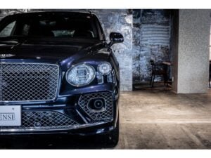 2023 Bentley Bentayga Azure 3.0 — photo 4