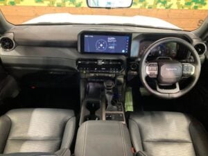 2024 Toyota Landcruiser Prado VX J250 2.7L — photo 3