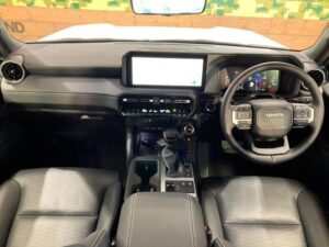 2025 Toyota Land Cruiser Prado J250 VX 2.8L — photo 3