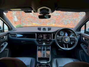 2022 Porsche Macan S 3.0 — photo 2