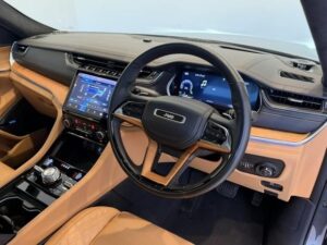 2023 Jeep Grand Cherokee L Summit Reserve 3.6 — photo 3