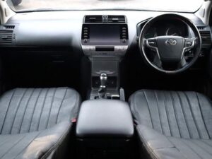 2021 Toyota Land Cruiser Prado TX 2.7L — photo 3