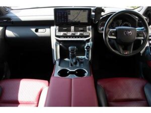 2024 Toyota Land Cruiser 300 ZX GR Sport 3.5L — photo 2