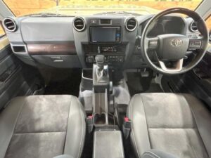 2024 Land Cruiser 70 Series AX GDJ76W 2.8L — photo 3