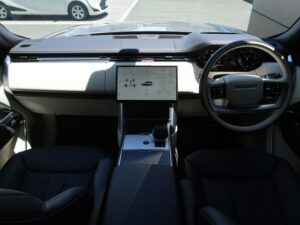 2024 Range Rover Vogue Autobiography D300 — photo 2