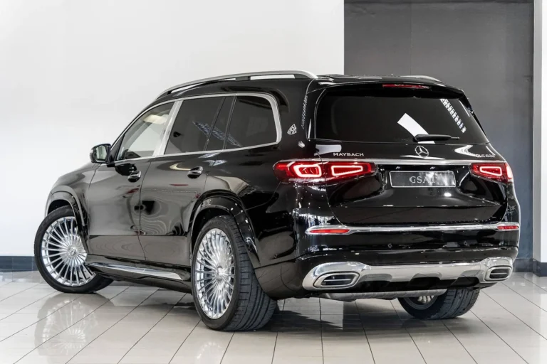 2023 Mercedes-Benz Maybach GLS600 4MATIC 4.0 — photo 3