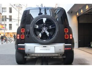2023 Landrover Defender 110 Eastnor Dark Edition 2.0 — photo 4